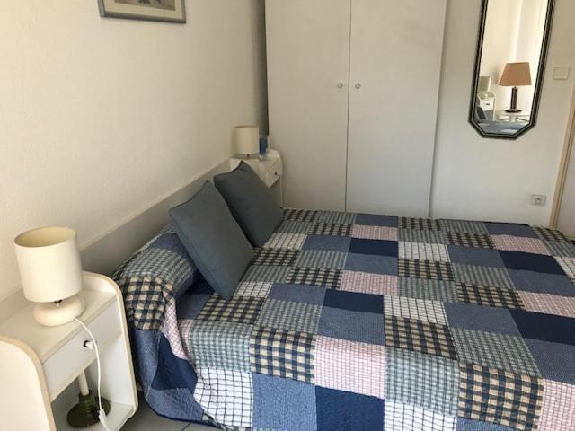 L'Ancre Bleue Apartment Кавалере-сюр-Мер Екстериор снимка