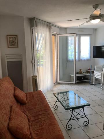 L'Ancre Bleue Apartment Кавалере-сюр-Мер Екстериор снимка